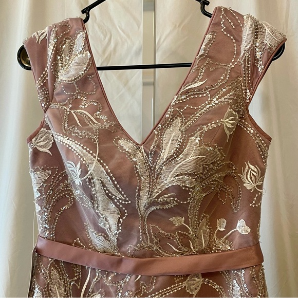 NWT Azazie "Zinnia" Bridesmaid Party Formal Embroidered Sequence Midi Dress Sz 6 - Picture 2 of 11